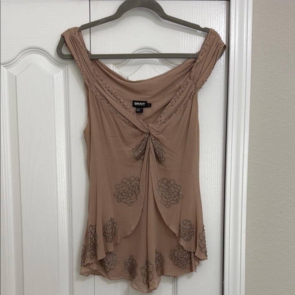 DKNY Women's Blush Embellished Top